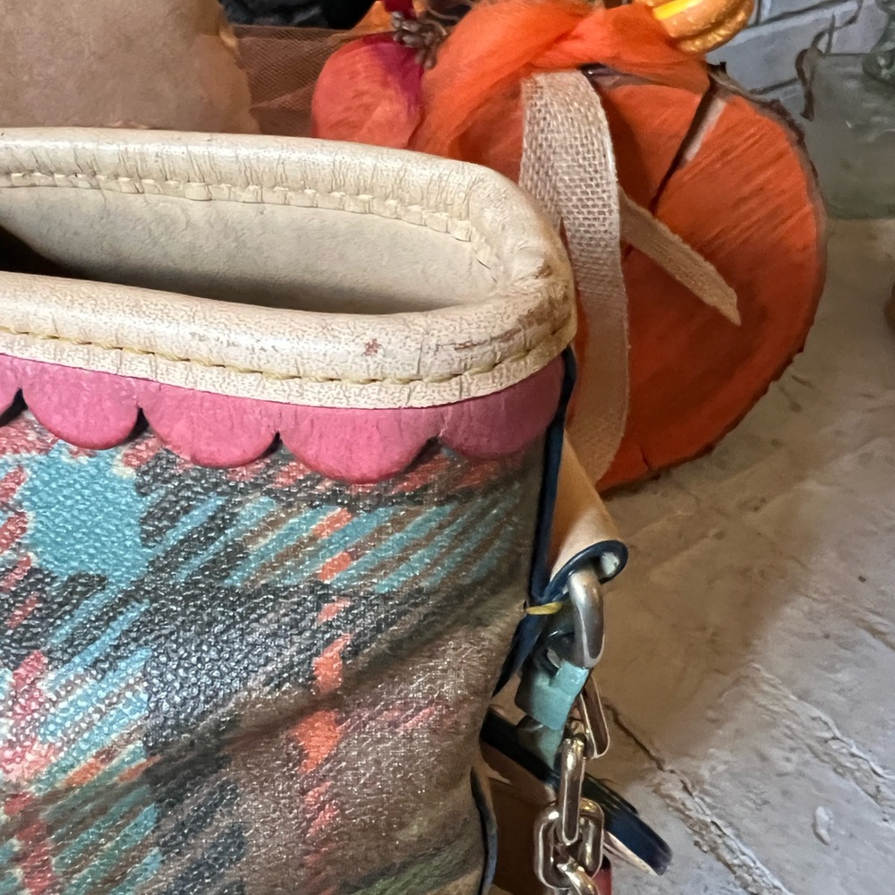 Dooney & Bourke Multicolor Rainbow Tartan Plaid Shoulder Bucket Bag - Picture 2 of 16